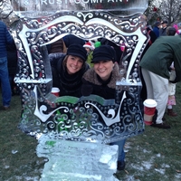 Thumb_lake_forest_bank_ice_frame_photo_op_ice_sculpture