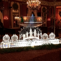 Thumb_illinois_hotel_and_lodging_association_seafood_station_with_chicago_skyline_ice_sculpture