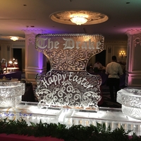 Thumb_easter_brunch_seafood_display_at_the_drake_hotel_2016_ice_sculpture