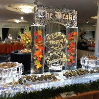 Thumb_the_drake_hotel_thanksgiving_extravaganza_2017_ice_sculpture