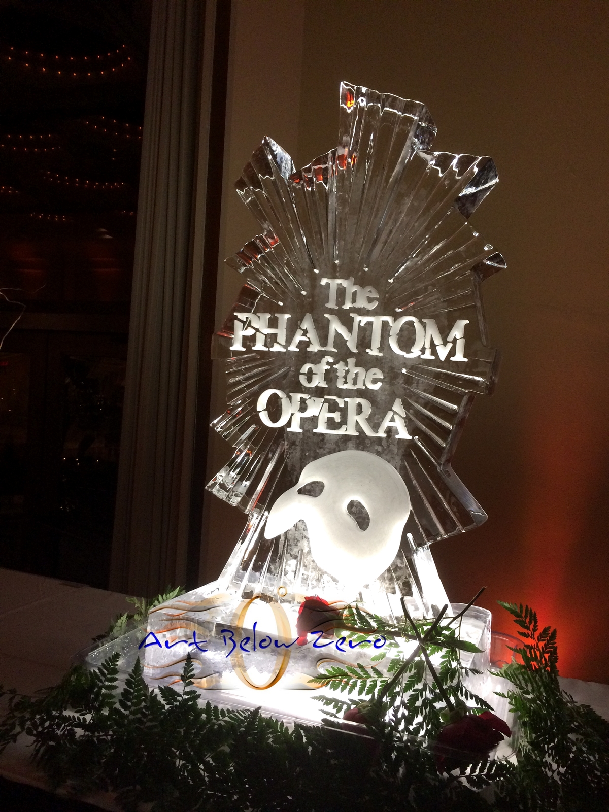 The_phantom_of_the_opera_ice_sculpture_at_the_marcus_center_for_the_arts