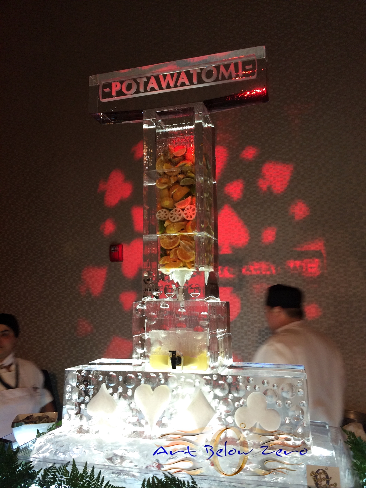 Savory_infuser_ice_sculpture_at_the_grand_opening_of_the_hotel_at_potawatomi_casino