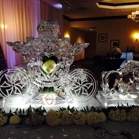 Thumb_fairytale_carriage_with_horses_ice_sculpture