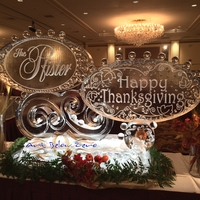 Thumb_thanksgiving_at_the_pfister_hotel_2014_ice_sculpture